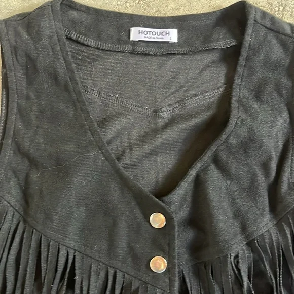 Faux suede fringe vest size small - Picture 3 of 3